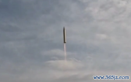 伊朗：将动用先进远程导弹