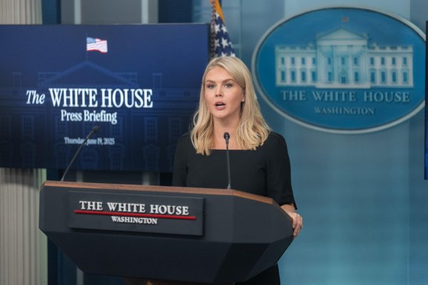 白宫称美伊首轮会谈将于11日在巴基斯坦举行