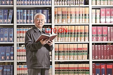 “培养学生，是我一生中最大的乐趣和成就”