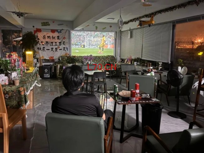 杭州老板邀约4千人看世界杯0人到场 尴尬揭幕战